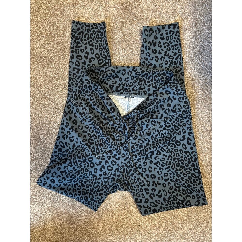 PINK camo leggings with drawstrings